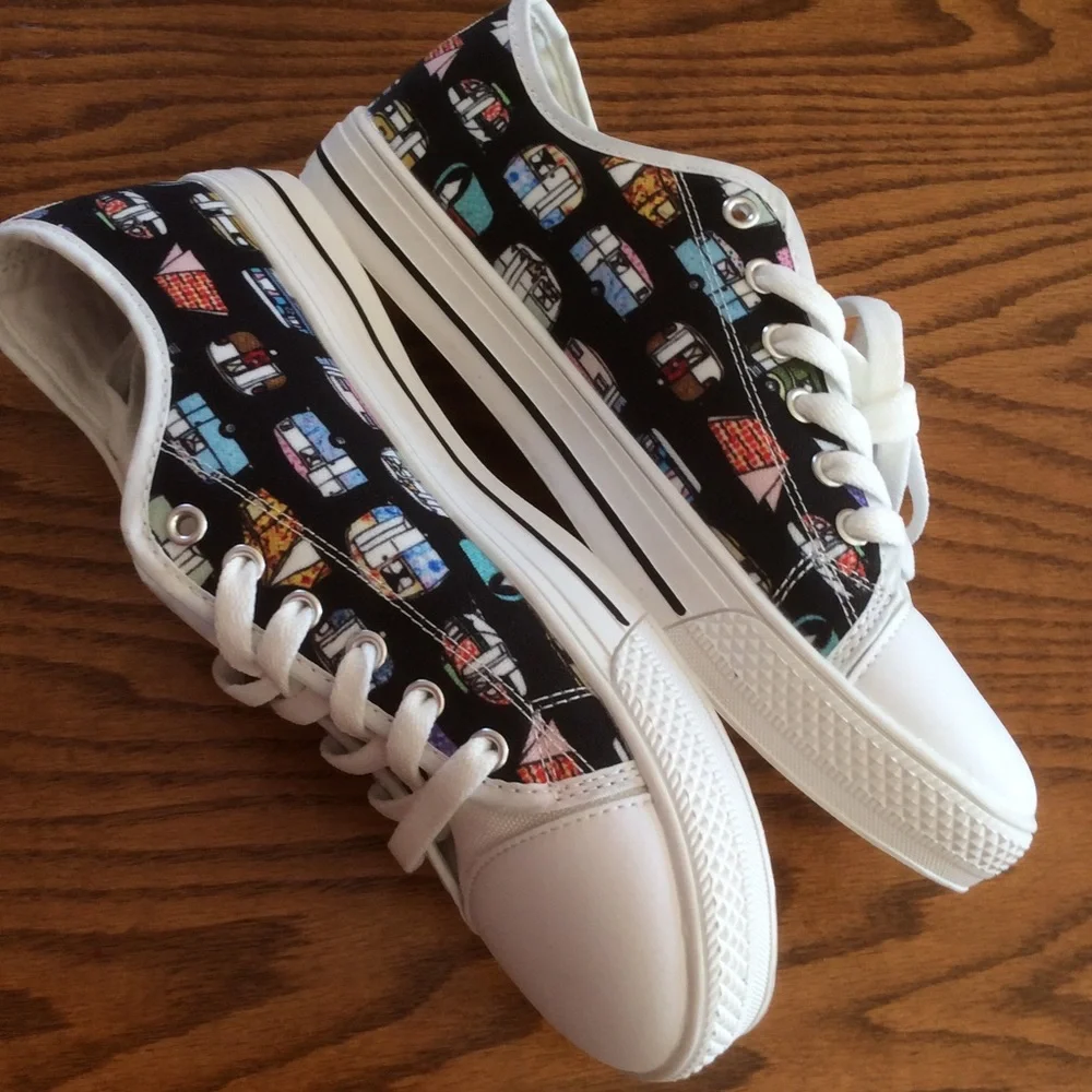 NWOT Camping Women’s Sneakers, Sz 7-7.5 (Euro 38)